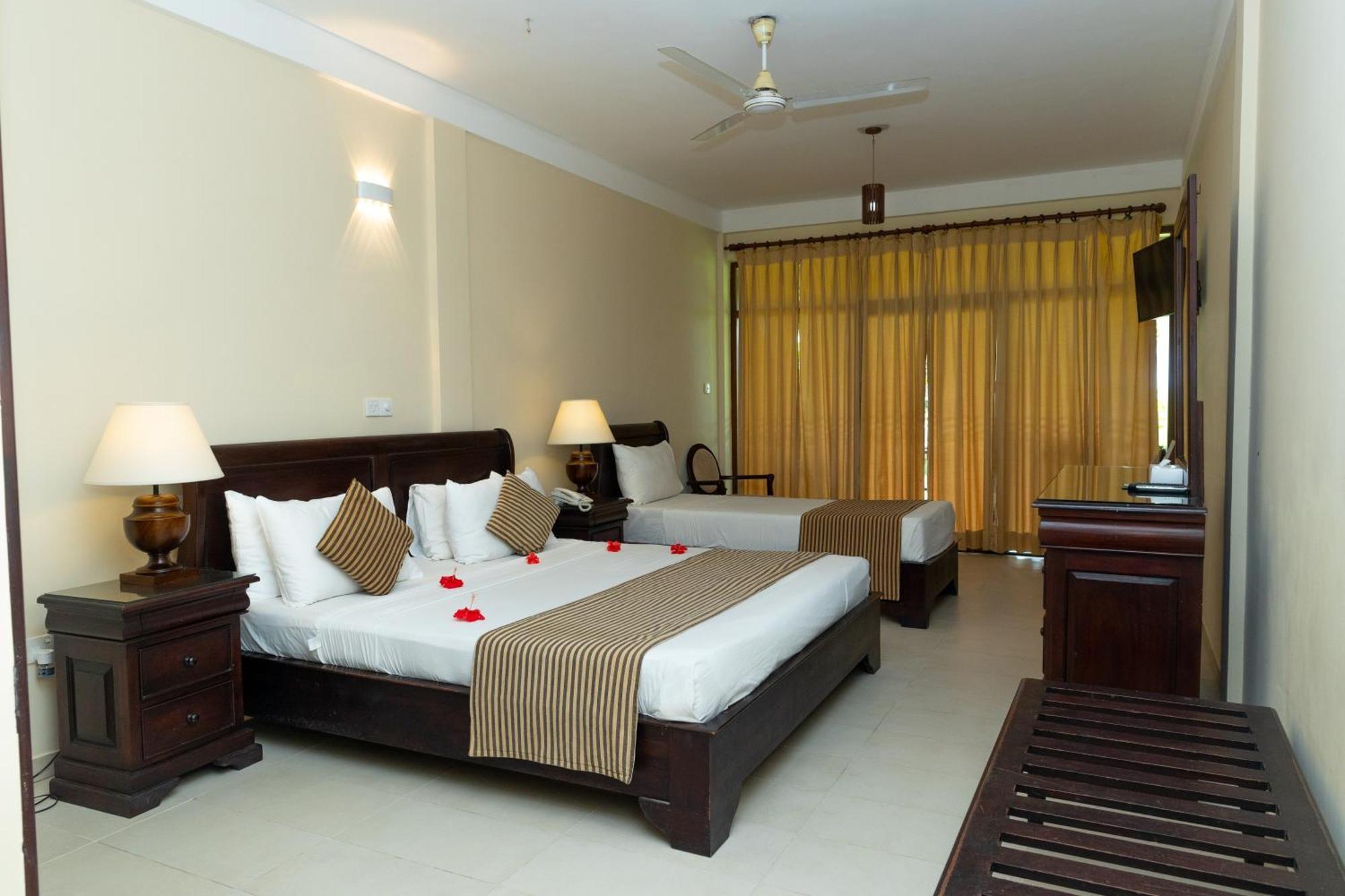 Paradise Beach Club Mirissa Ngoại thất bức ảnh